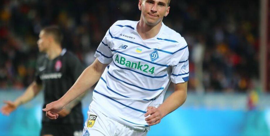 Илья Забарный, Динамо Киев, трансферы