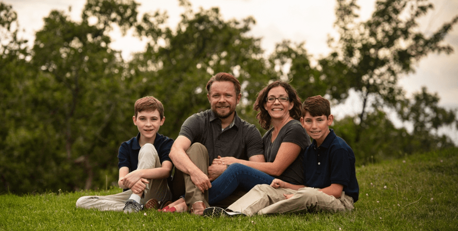 Семья, дети, ребенок, тест ДНК, ДНК, не родной ребенок, отыскал отца,