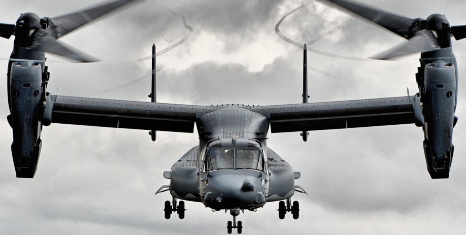 конвертоплан CV-22 Osprey в полете CV-22 Osprey, конвертоплан
