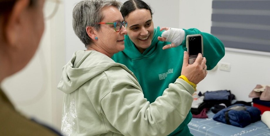 емілі дамарі, заручниця хамас. звільнення заручників, війна в Ізраїлі, теракт 7 жовтня