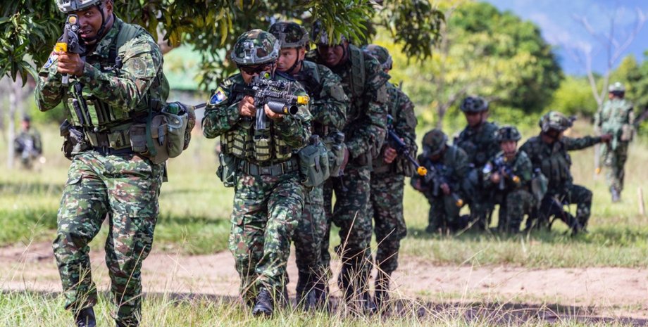 армия колумбии, колумбийские военные, картели в колумбии, наркокартели в колумбии, густаво петро, кланы в колумбии, ситуация в колумбии