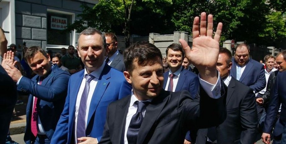перший помічник президента Сергій Шефір, звільнення з Офісу президента, команда президента