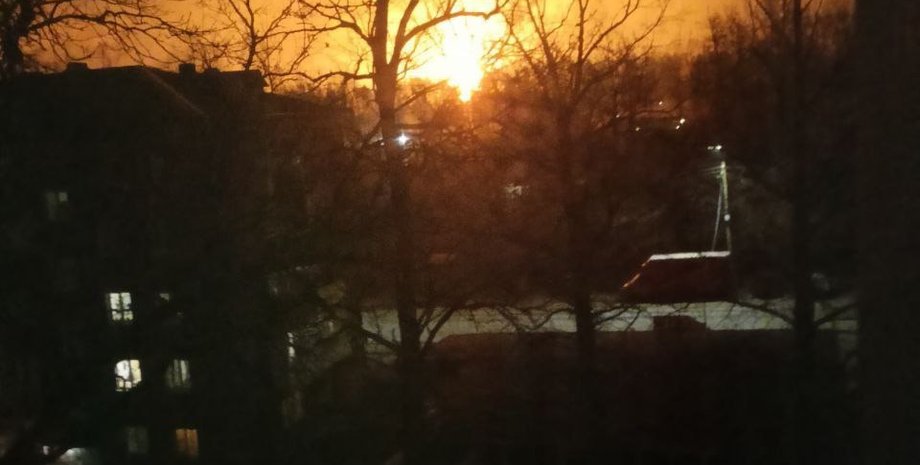 Пожежа, Котовськ, вибухи, Тамбовський пороховий завод, Росія, фото