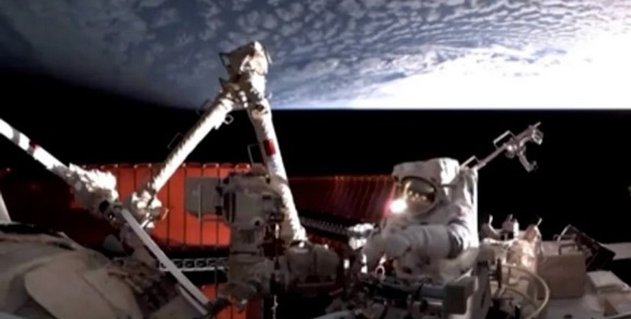 астронавти Китай