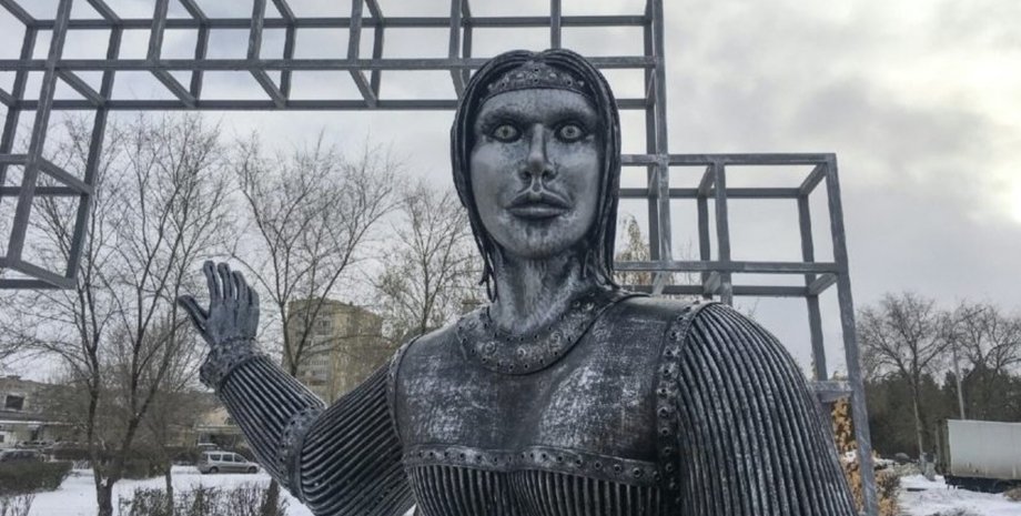 Аленка, памятник