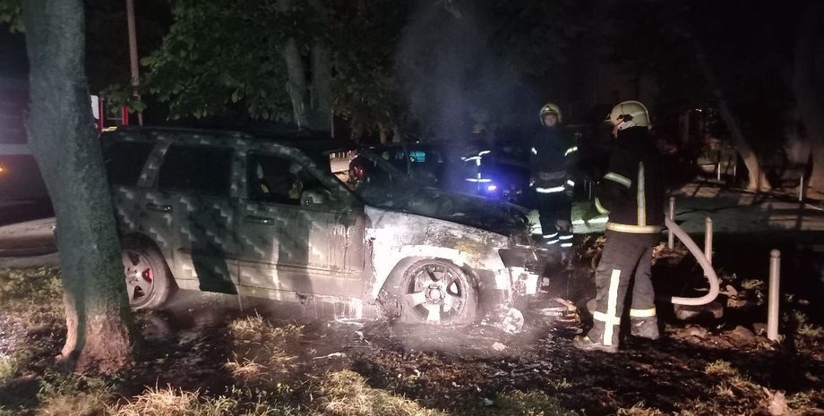 Автомобіль, поліція, ДСНС, Україна, пожежа, фото