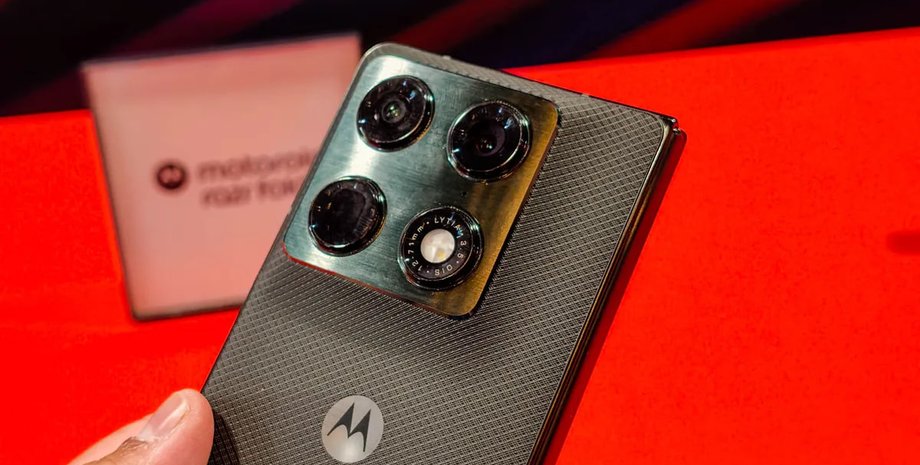 Складной смартфон Motorola Razr Fold Motorola Razr Fold