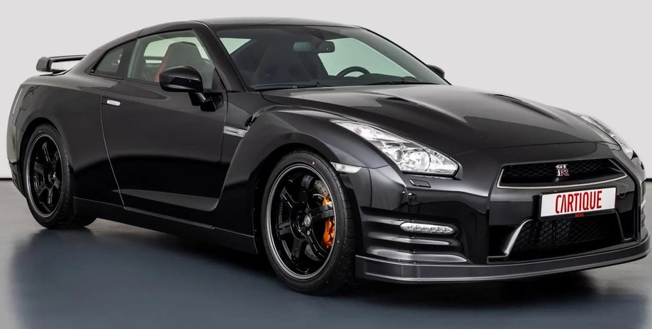 Nissan, Nissan GT-R, Авто, Автомобили, Фото, Спорткар, Продажа, Себастьян Феттель, Формула-1