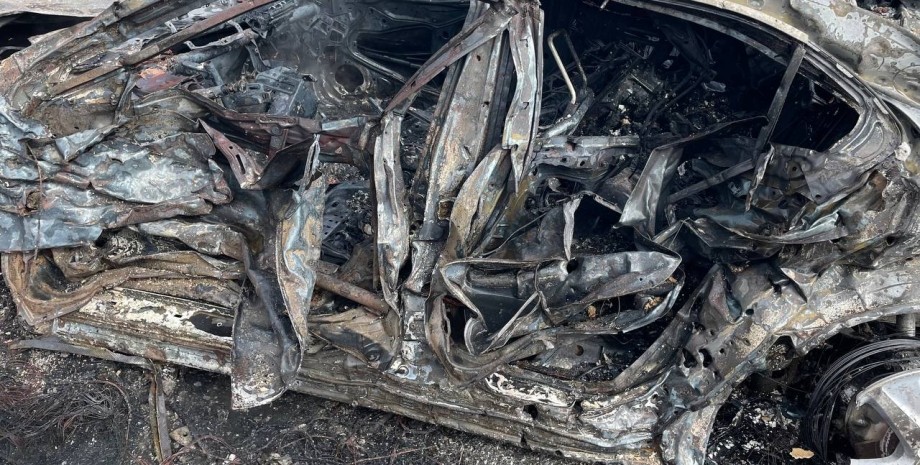 обстріл авто згорів автомобіль