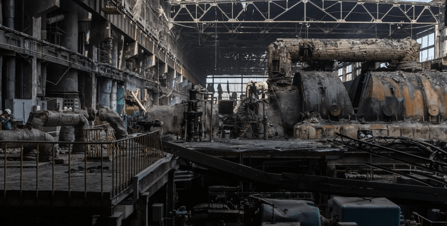 Энергетический объект после удара ВС РФ ВС РФ обстрелы, ВС РФ удар энергетика, подстанция обстрел РФ, ТЭС обстрел ВС РФ, ТЭС взрыв, ТЭС зищення, энергогенерация удар РФ