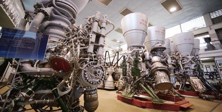 РД-180, російські двигуни