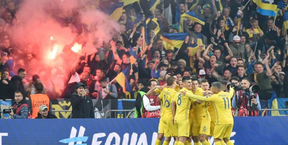 twitter.comuabookierating