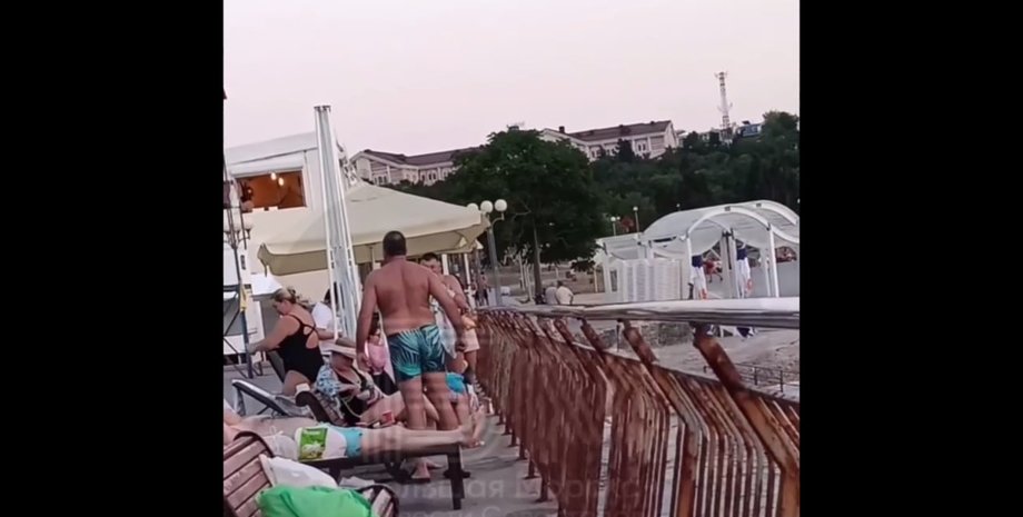 новини криму, росіяни крим, пляж крим, відпочивальники крим, росіяни в криму