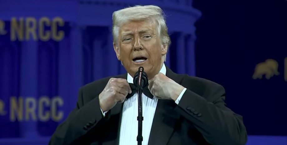 Дональд Трамп, трамп целуют в задницу, республиканцы