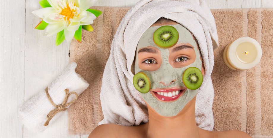 рецепти масок в домашніх умовах, омолоджувальні маски, маски для покращення кольору обличчя