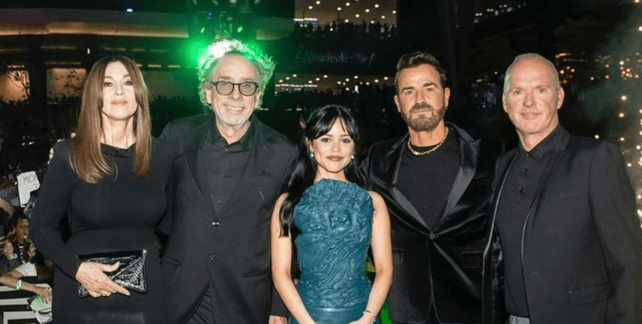 моника беллуччи тим бертон, битлджюс битлджюс, дженна ортега, бойфренд моники беллуччи, майкл китон