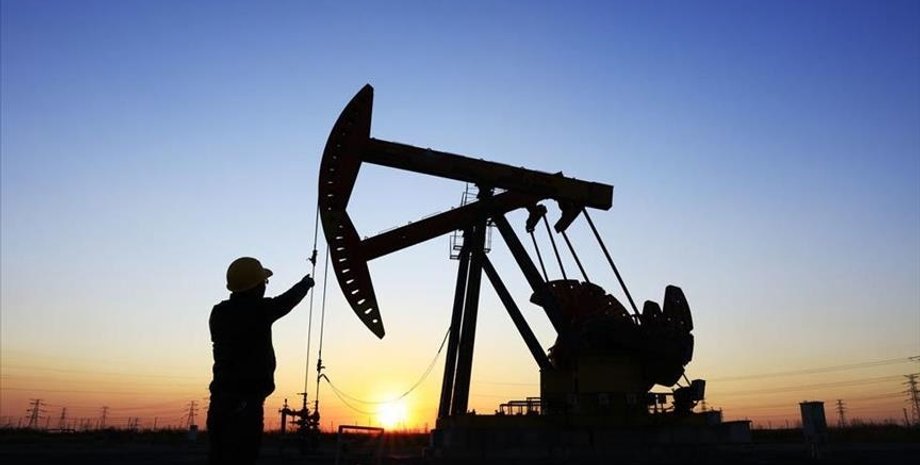 российская нефть Антироссийские санкции — Великобритания разрешила импорт топлива из российской нефти