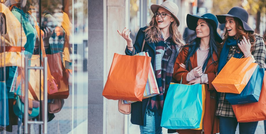 Распродажа, поход по магазинам, шопинг