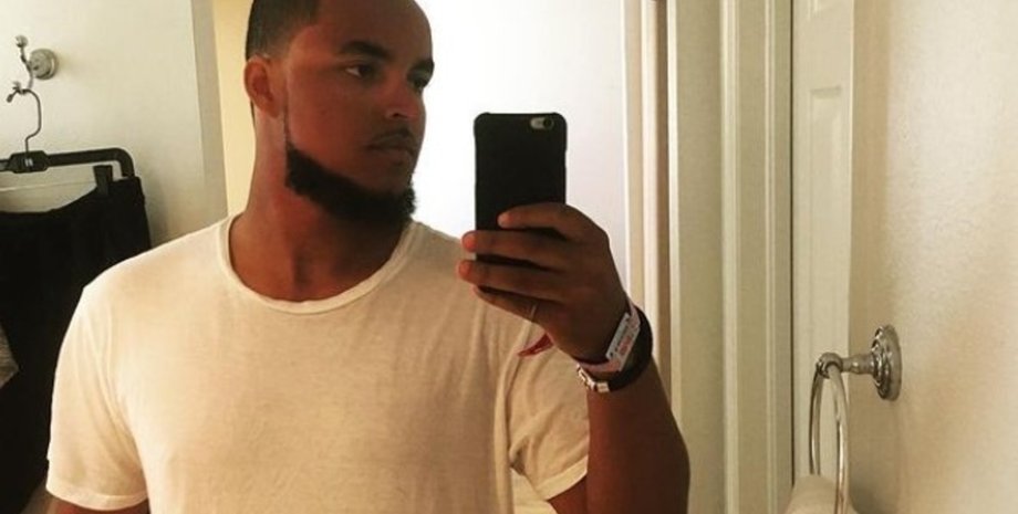 Коннор Круз, син Тома Круза