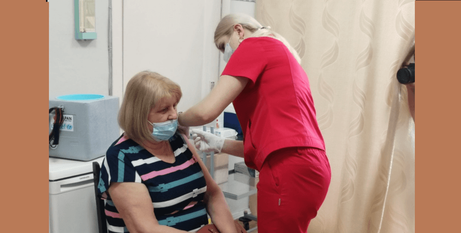 вакцинация, осмд, черновцы, фото