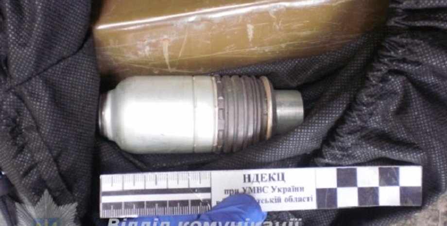 В Ужгороде на помойке нашли военный арсенал / Фото:  zk.npu.gov.ua