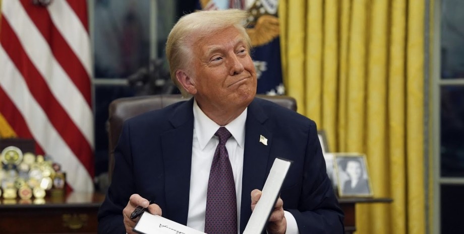 Президент США обещает сделать Америку больше и Трамп поздравил американцев с праздником Пасхи