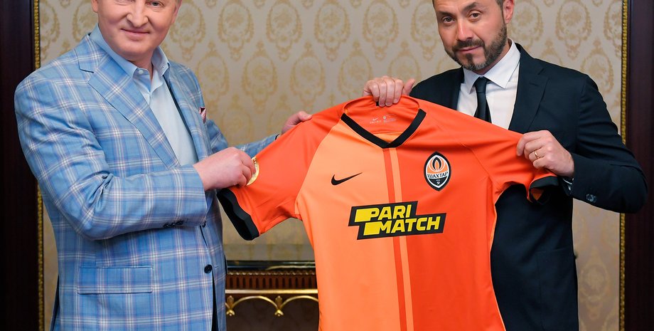 Ринат Ахметов, Роберто Де Дзербі, презентація, новий головний тренер