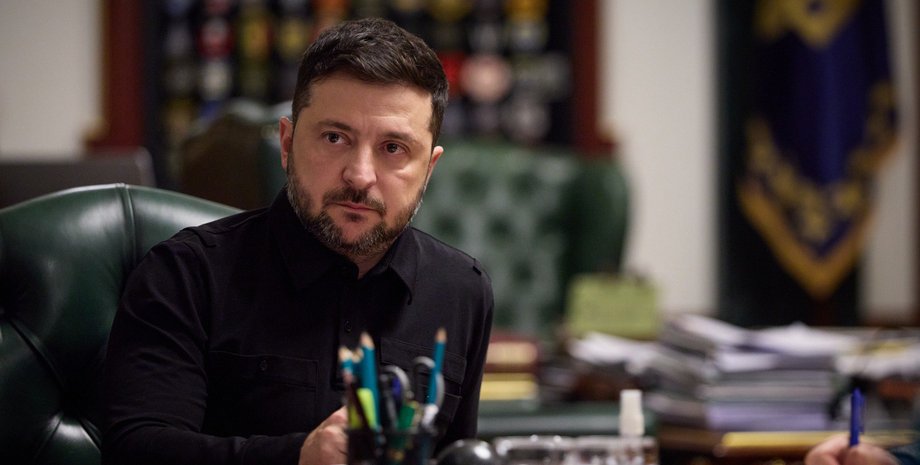 Владимир Зеленский анонсировал новую трехстороннюю встречу Владимир Зеленский