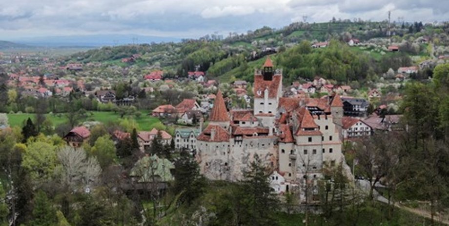 Замок Дракули, Румунія, Уколи, Туристи, Лікарі, Вампіри, Вакцинація, COVID-19