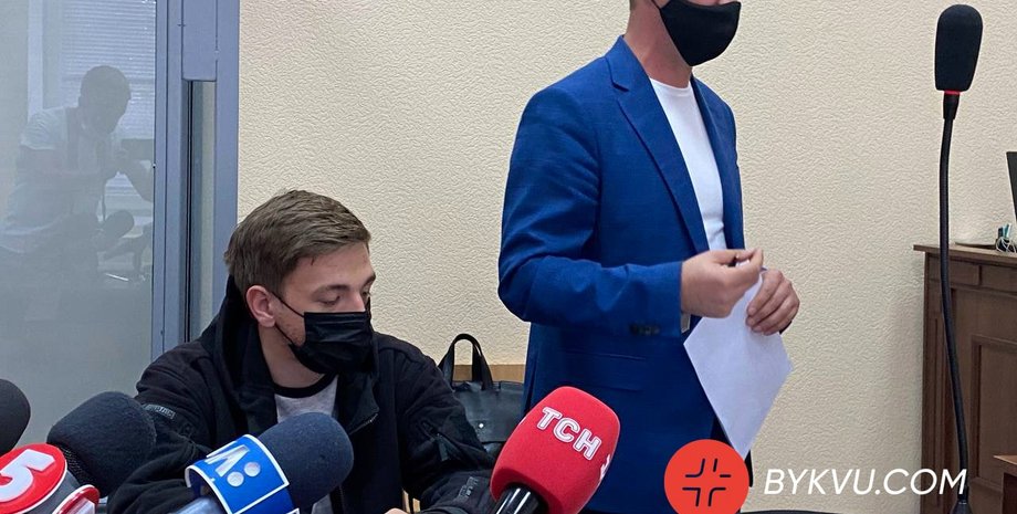 Нападение на журналиста Букв, Губский и Голощапов, Александр Кружельный