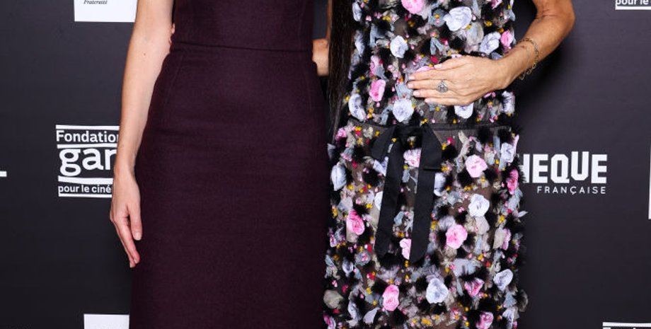 Корали Фаржа, Деми Мур