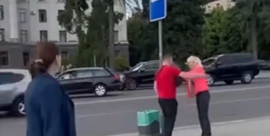 новости волыни, новости луцка, избиение женщины луцк, водитель избил женщину луцк, водитель избил пешехода, пдр