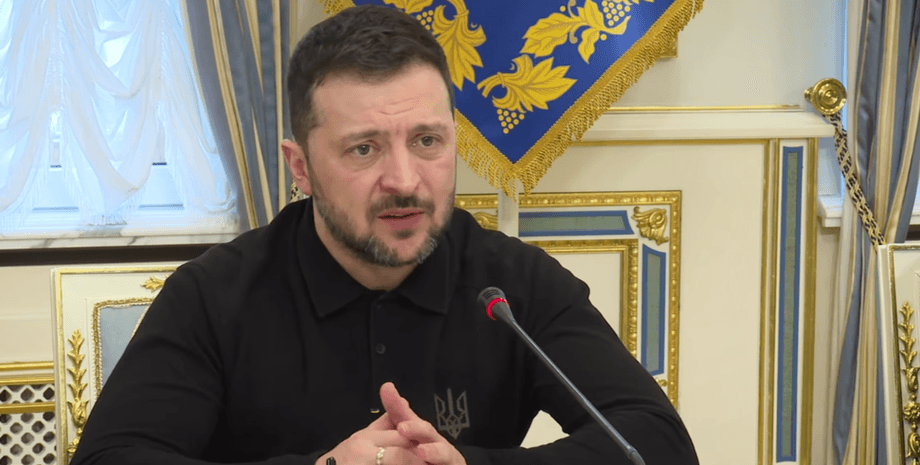 Президент України Володимир Зеленський Володимир Зеленський під час інтерв'ю