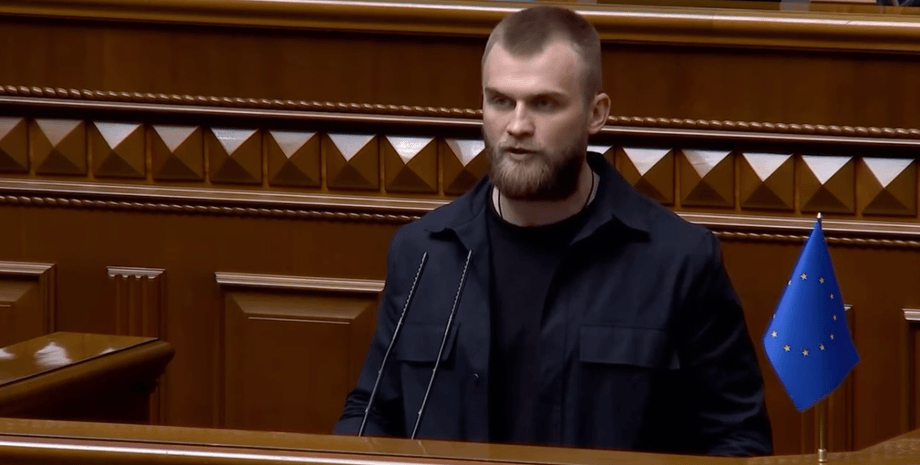 Артем Дмитрук, Дмитрук