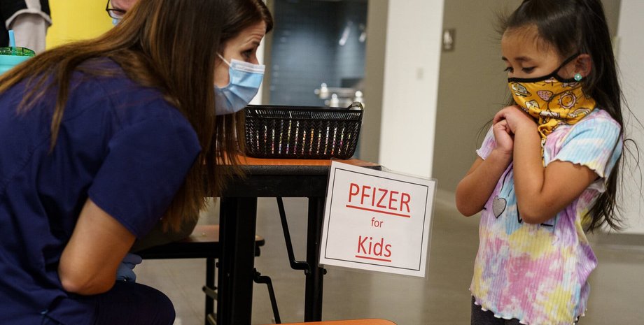 Ребенок, вакцина от коронавируса, вакцинация детей, Pfizer, COVID-19, коронавирус