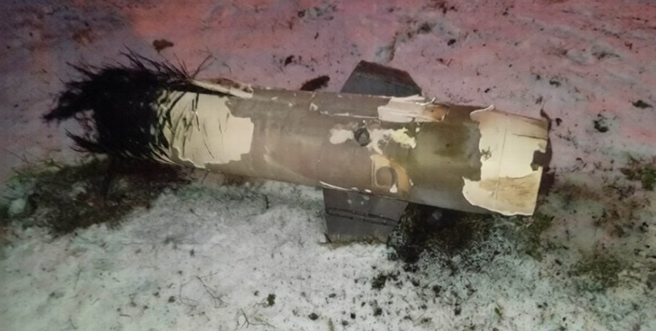 Обломки ракеты комплекса MIM-104 Patriot обломки ракеты PAC-3 MSE