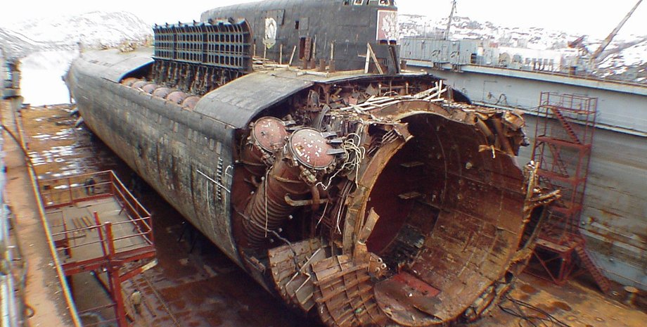 причина катастрофы курска