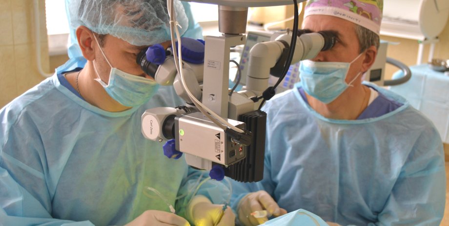 в одессе провели уникальную операцию на глазу