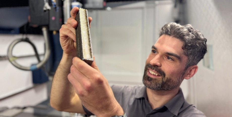 Образец нового титана