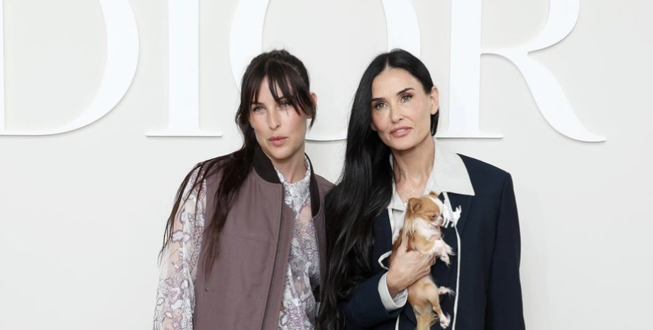 Деми Мур с дочерью Деми Мур, деми мур дочь, брюс уиллис деми мур, скаут виллис, показ диор, эмма геминг, дочь брюса уиллиса