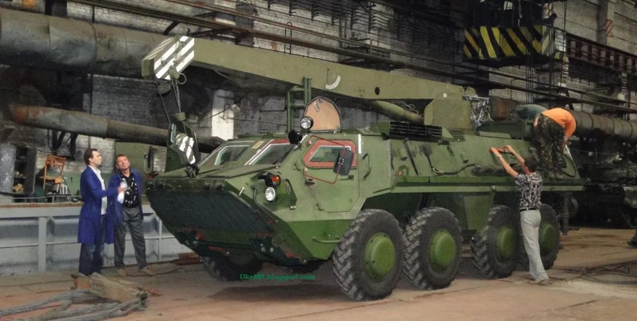 бронемашина БРЭМ-4