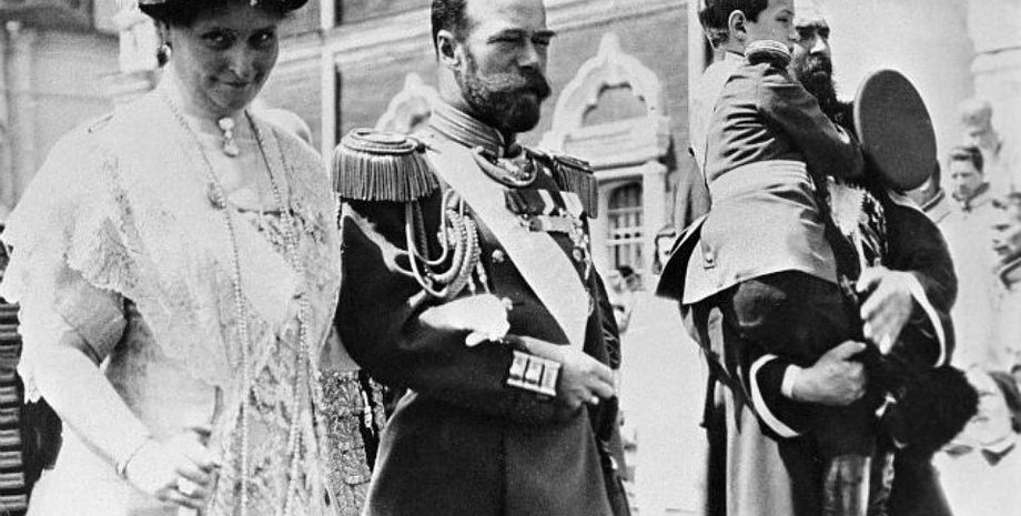 Российский император Николай II, императрица Александра Федоровна  и цесаревич Алексей / Источник: РИА Новости