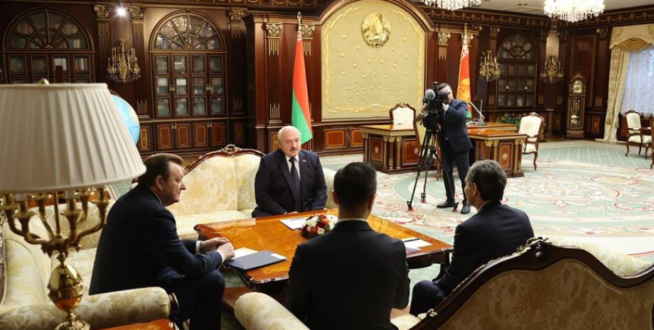Олександр Лукашенко, зустріч із послом, візит до Ірану, співпраця Білорусі з Іраном