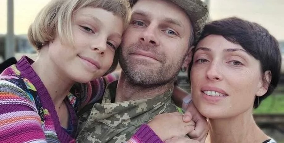 Віктор Онисько, Ольга Бірзул, сімʼя, військовий, дитина