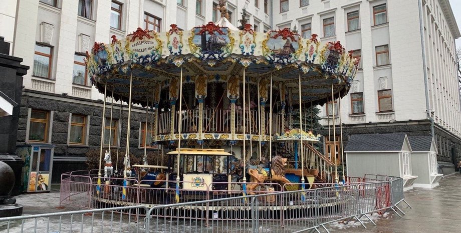 киев, оп, офис президента, карусель, новый год, рождество