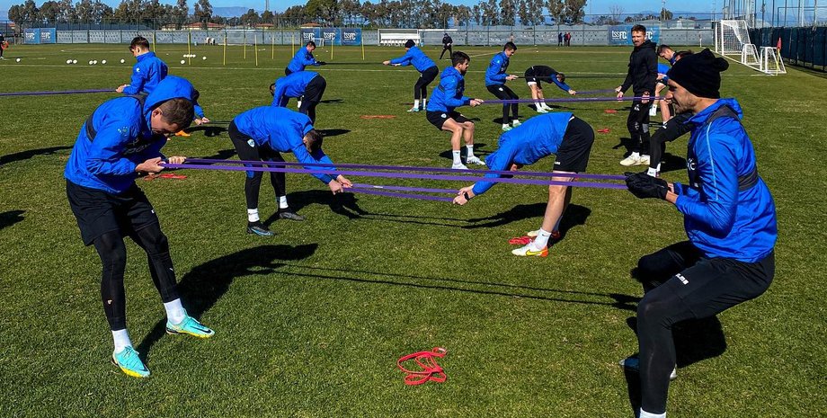 футбольный клуб минай, турция, тренировка, драка, отель