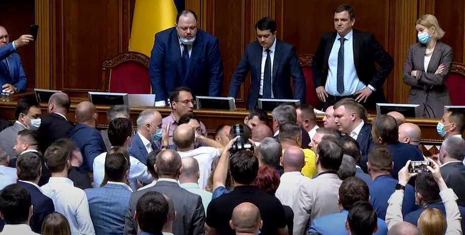 Драка, Никита Потураев, Верховная Рада