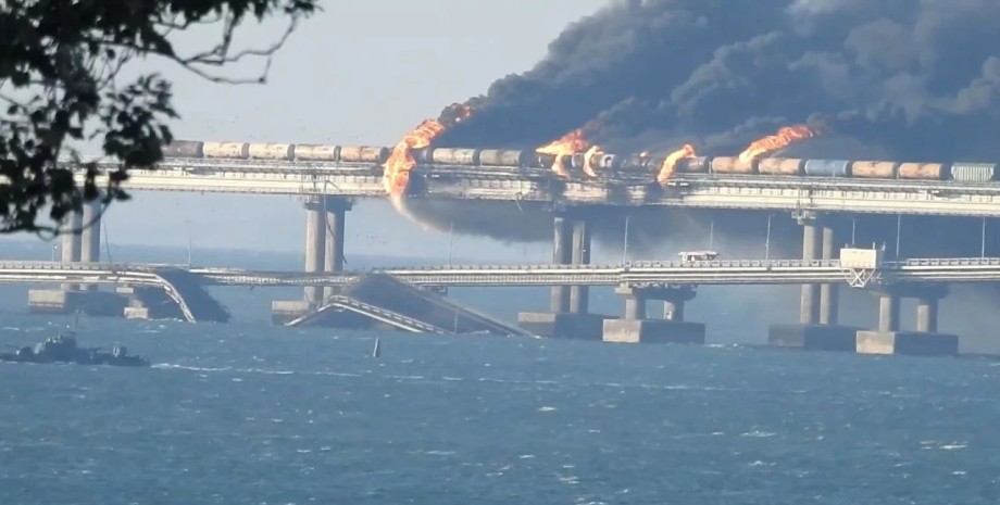 удары по Крымскому мосту, взрывы в Крыму, Крымский мост, Керченский мост