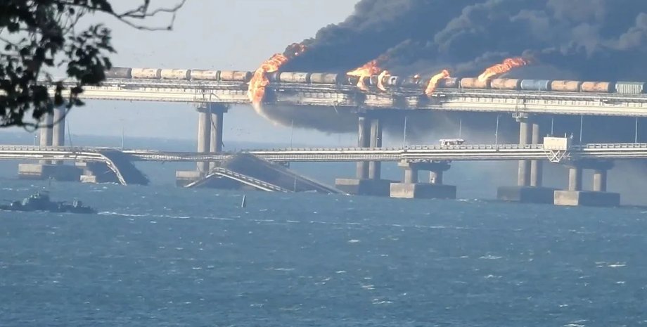 удари по Кримському мосту, вибухи в Криму, Кримський міст, Керченський міст