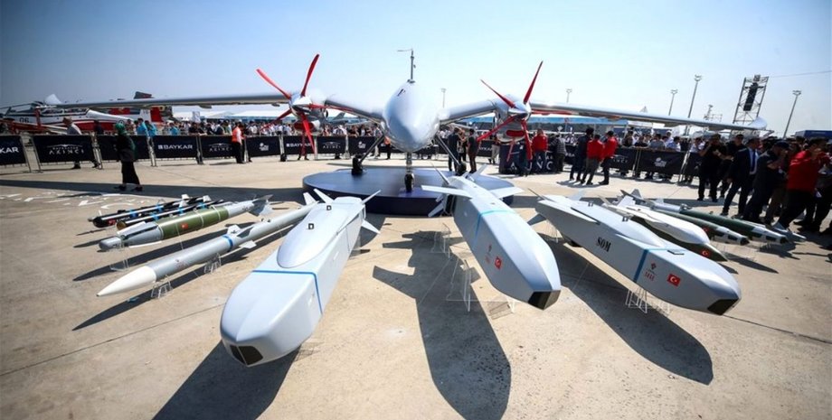 турецкий беспилотник, арсенал турецкого беспилотника,Bayraktar Akıncı, байрактар подвеска, бпла байрактар